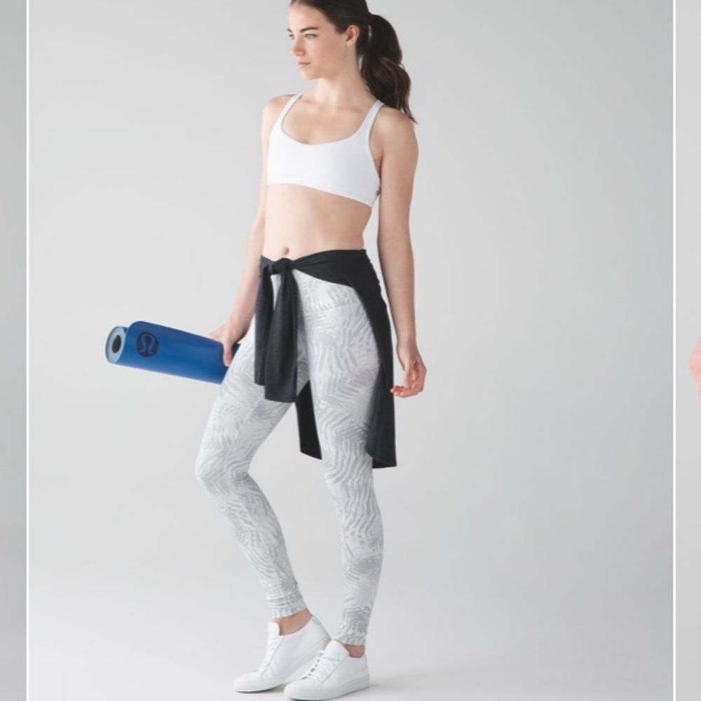 Lululemon Palm Camo White Nimbus pants size 8